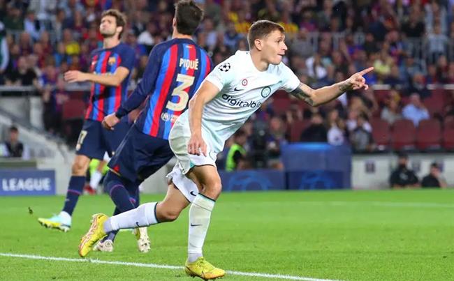 Lewandowski Barca quên mất mình phải phòng ngự 1