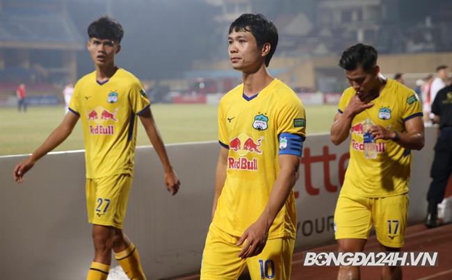 Công Phượng chấn thương 