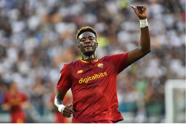 MU tính gây sốc với Tammy Abraham 