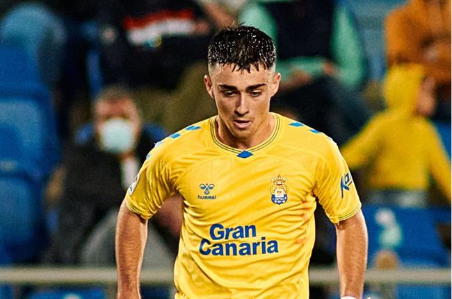 Man City quan tam Alberto Moleiro