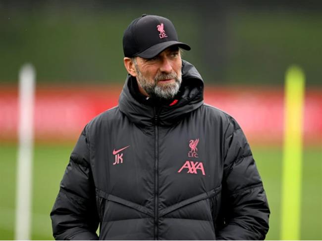 Jurgen Klopp phat bieu dong cham den Man City PSG va Newcastle