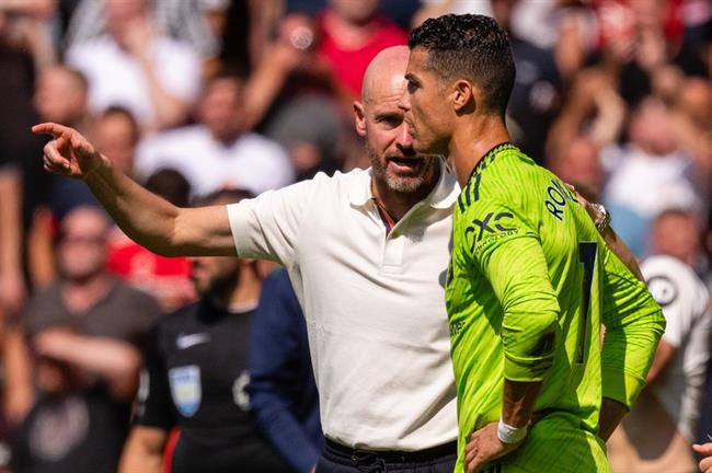 Ten Hag dang rung ran voi Ronaldo