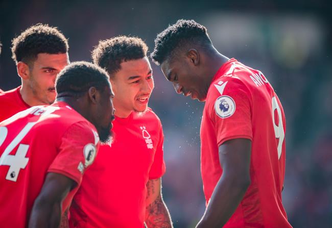 Thấy gì sau trận thua sốc của Liverpool trước Nottingham Forest 1