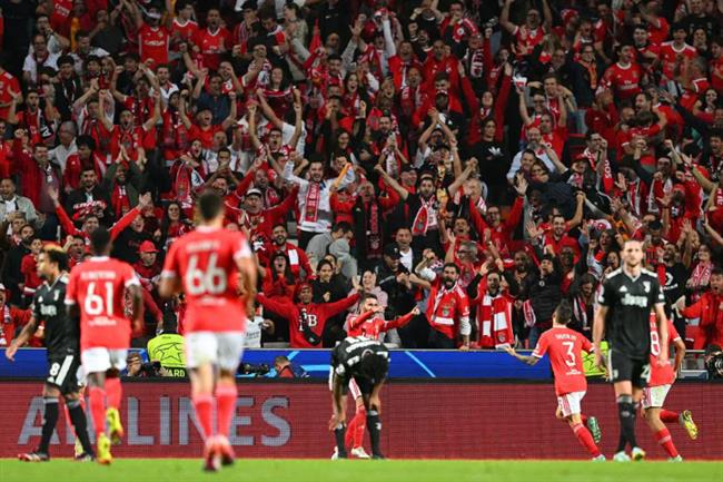 Benfica đánh bại Juventus 4-3 Benfica danh bai Juventus 4-3