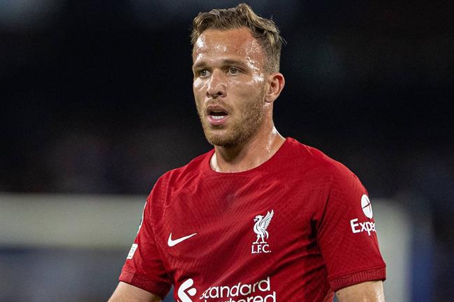 Liverpool không vội trả Arthur về Juventus 