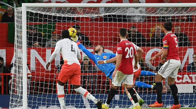 Thấy gì sau chiến thắng của MU trước West Ham 1