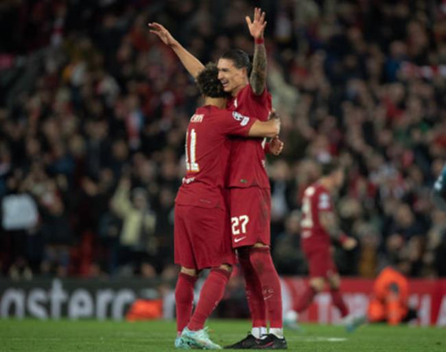 Mohamed Salah dua Darwin Nunez len may