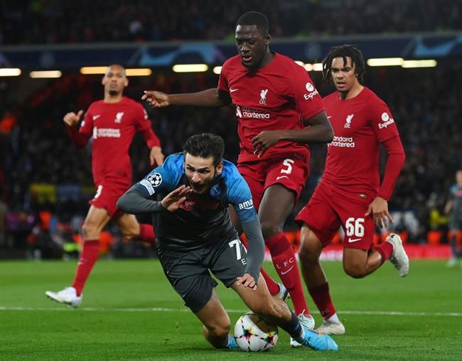 Liverpool vs Napoli Chiếc lồng thép khóa chặt “mãnh thú” Napoli 1