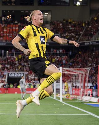 Dortmund mất thêm hai cầu thủ tới hết tháng 11 1