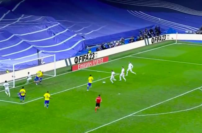 Ngỡ ngàng với pha bỏ lỡ không tưởng của Luka Modric