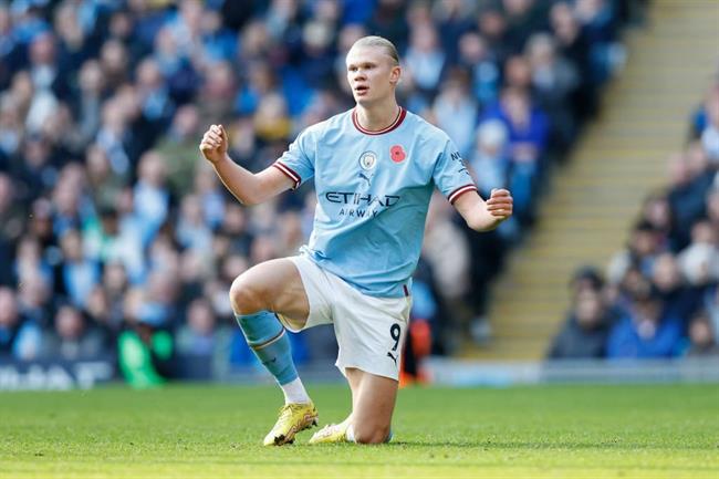 HLV Brentford hé lộ cách bắt chết Haaland