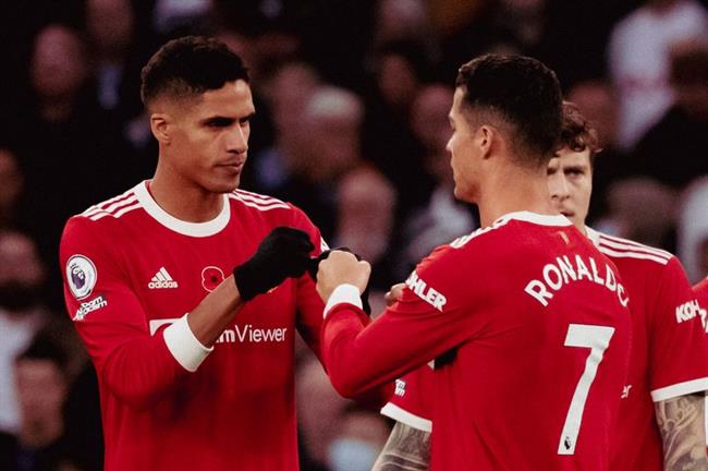 Varane không hài lòng về bài phỏng vấn của Ronaldo 