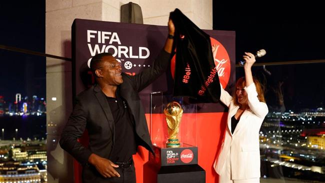 Cúp vàng World Cup xuất hiện ở buổi lễ khai mạc tại Qatar 1 Cúp vàng World Cup xuất hiện ở buổi lễ khai mạc tại Qatar 1