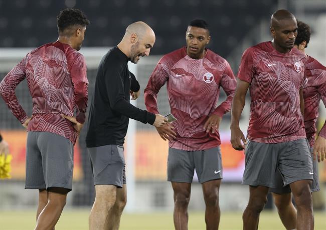 HLV ĐT Qatar phủ nhận lời đồn tiêu cực ở trận mở màn World Cup 2022 1 HLV ĐT Qatar phủ nhận lời đồn tiêu cực ở trận mở màn World Cup 2022 1