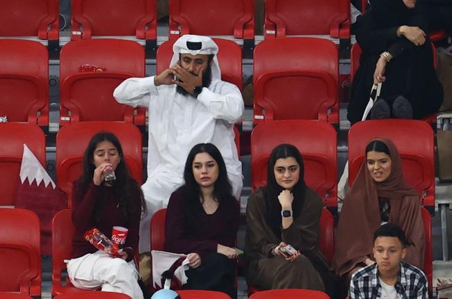 Cảm xúc trái ngược của CĐV sau trận đấu mở màn World Cup 2022 8 Cảm xúc trái ngược của CĐV sau trận đấu mở màn World Cup 2022 8