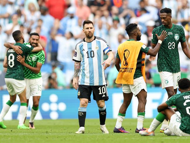 Argentina 1-2 Saudi Arabia: "Tử huyệt" Romero và cái giá của sự hời hợt