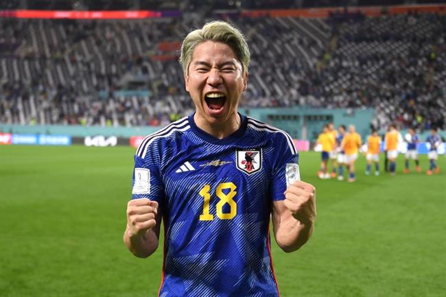 Takuma Asano: Từ sự nuối tiếc của HLV Wenger tới người hùng tuyển Nhật Bản