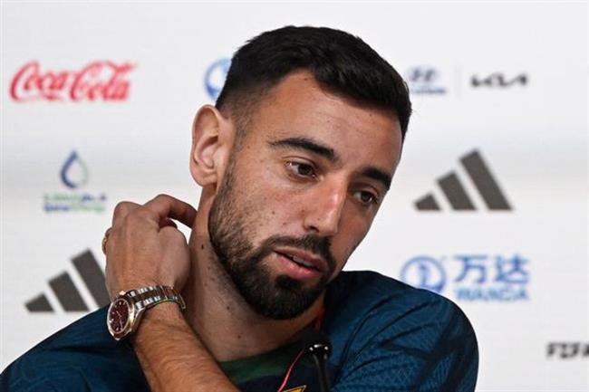 Bruno Fernandes nói gì khi MU chia tay Ronaldo?