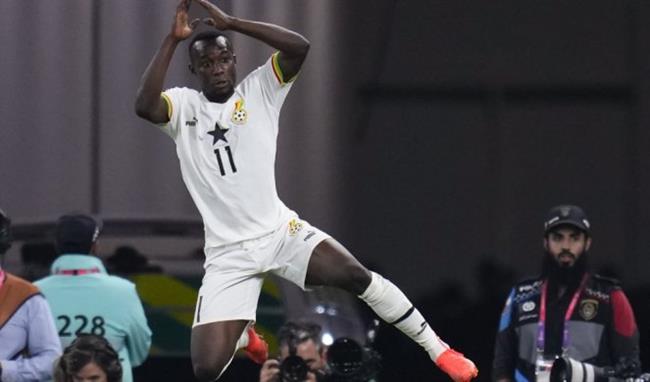 Phản ứng của Ronaldo khi chứng kiến đối thủ bắt chước kiểu ăn mừng