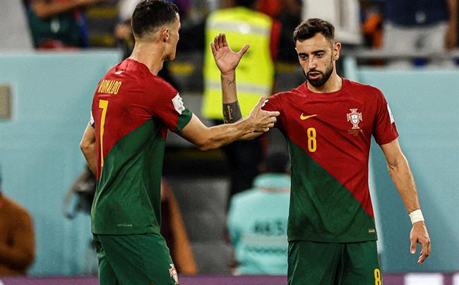 Bruno Fernandes: Hy vọng mọi người tiếp tục chỉ trích Ronaldo