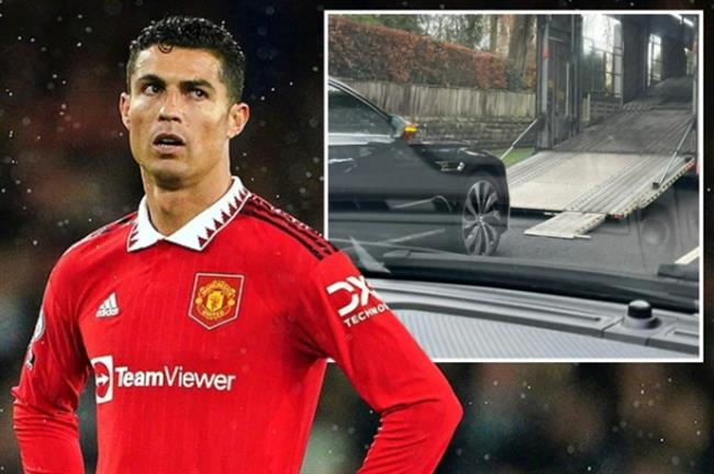 Dàn siêu xe của Cristiano Ronaldo rời Manchester