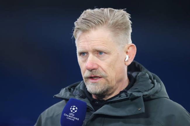Peter Schmeichel khen ngợi Jamal Musiala Peter Schmeichel khen ngoi Jamal Musiala