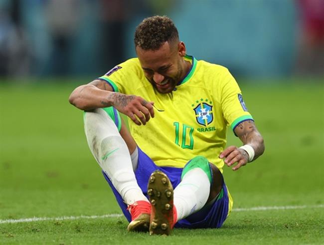 Bác sĩ tuyển Brazil cập nhật về khả năng ra sân của Neymar