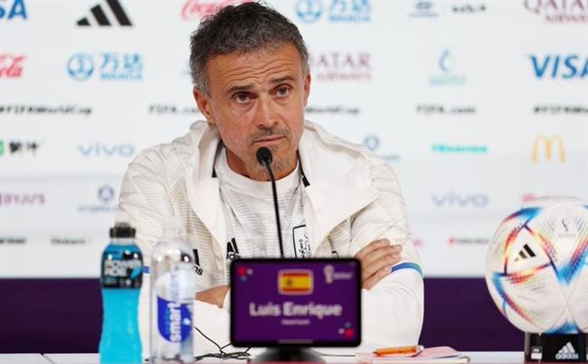 HLV Luis Enrique nói gì trước nguy cơ đối đầu Brazil tại tứ kết World Cup?