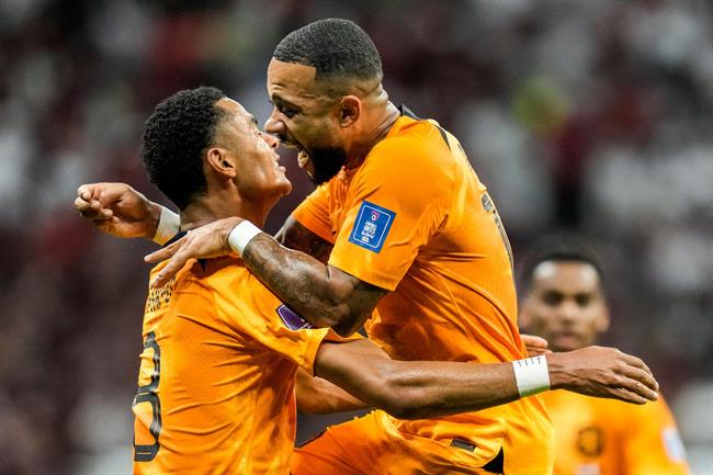 Cody Gakpo - Memphis Depay: Hai mảng sáng tối