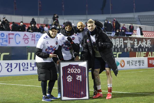 CLB SLNA lần đầu bổ nhiệm HLV thể lực người nước ngoài 2