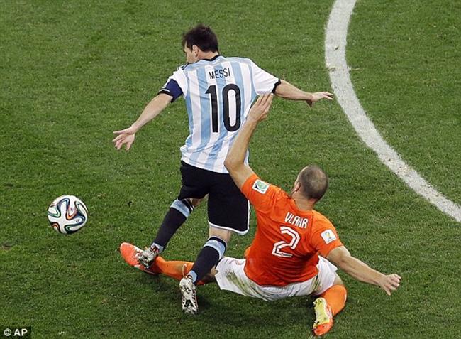 Ha Lan vs Argentina tu ket World Cup 2022