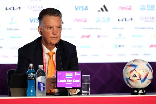 HLV Louis Van Gaal vẫn chưa hài lòng dù Hà Lan thắng Mỹ