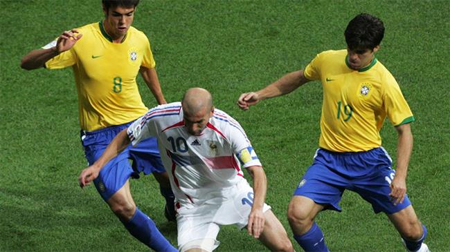 Brazil thua Phap o tu ket World Cup 2006