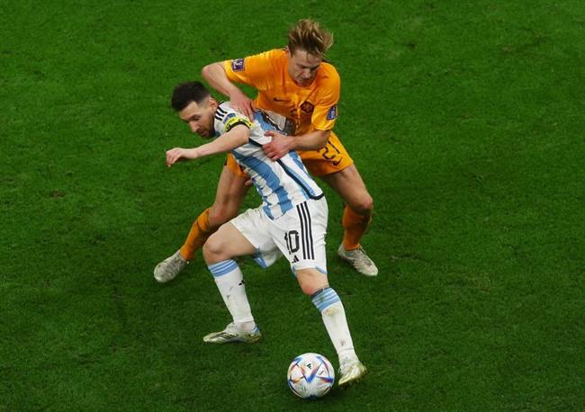 Messi tưởng nhớ tới Maradona sau chiến thắng trước Hà Lan 1