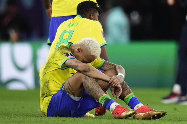 Neymar và khúc nhạc dang dở trong màu áo Brazil 1