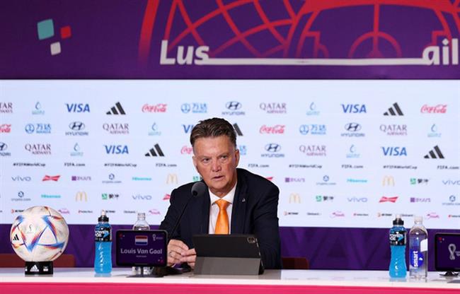 Hà Lan bổ nhiệm cựu HLV Barca thay HLV Louis Van Gaal