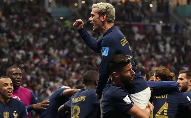 Griezmann là sự pha trộn giữa Zidane và Platini