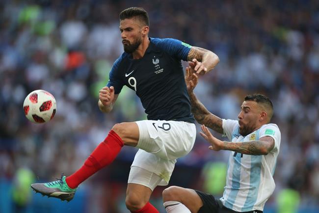 Olivier Giroud ĐT Argentina không chỉ có mỗi Messi 1