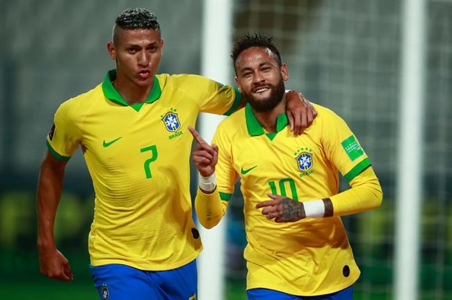 Neymar yêu cầu Richarlison xóa hình ảnh mình trên lưng