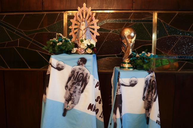 CĐV Argentina phát điên trong ngày đội nhà vô địch World Cup 3