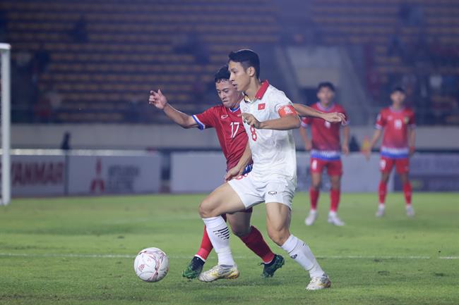 Hùng Dũng được BTC AFF Cup 2022 vinh danh