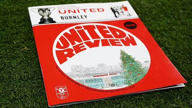 MU đăng thông điệp vỏn vẹn 81 chữ chia tay lần cuối với Ronaldo 1 MU đăng thông điệp vỏn vẹn 81 chữ chia tay lần cuối với Ronaldo 1