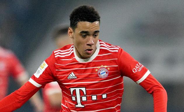 Cesc Fabregas khen ngoi Jamal Musiala 