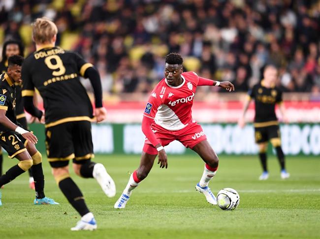 Chelsea đạt thỏa thuận chiêu mộ hậu vệ Benoit Badiashile 1