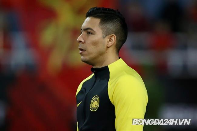 Aguero bất lực trước hàng thủ Việt Nam