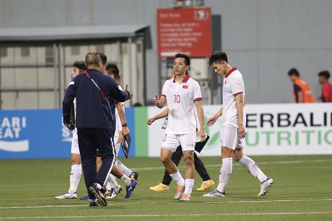 Điểm nhấn Việt Nam 0-0 Singapore: HLV Park Hang Seo lại khiến giới chuyên môn bị 'việt vị' 