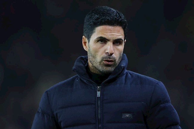 HLV Arteta cạn lời khi chứng kiến Martinelli nhận thẻ đỏ