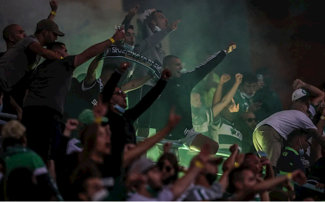 Chủ tịch Sporting bị quan chức Porto cướp tài sản trắng trợn