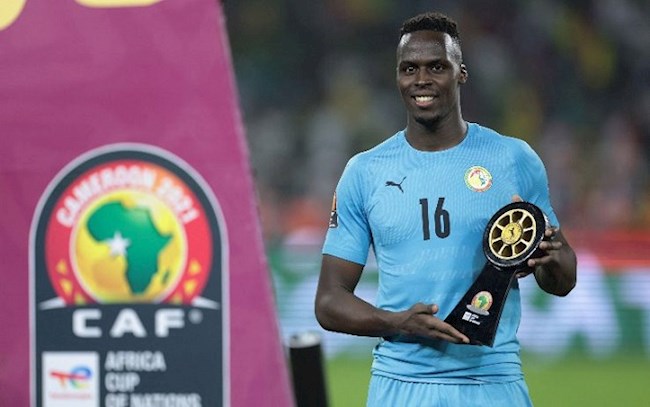 Edouard Mendy giành 4 danh hiệu trong 8 tháng
