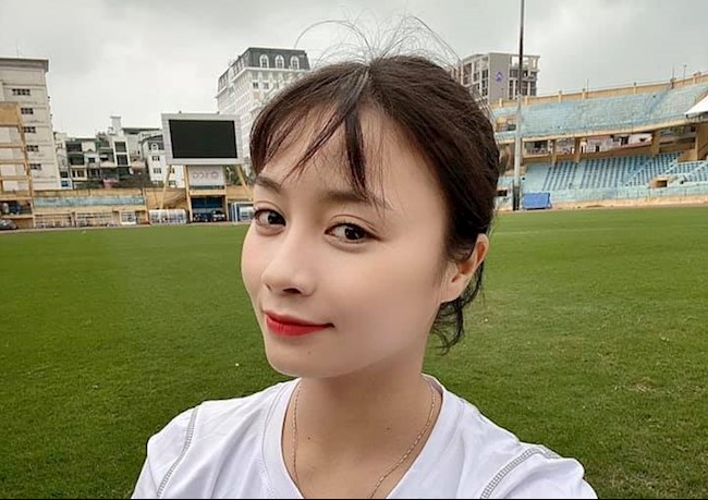 Lộ diện bạn trai của Crush quốc dân Hoàng Thị Loan